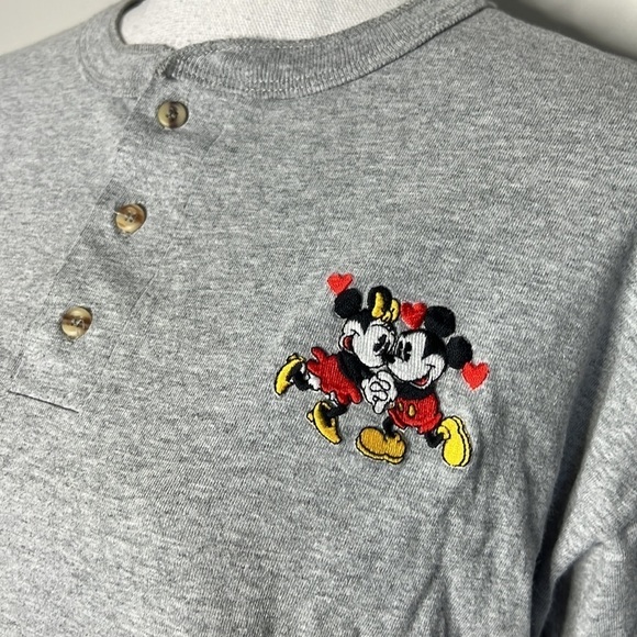 Unisex Vintage Disney Minnie & Mickey Long Sleeve Tee - Picture 1 of 6